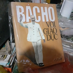 Bác Hồ với giáo dục 