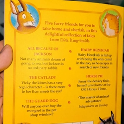 Ngoại văn tuyển tập truyện ngắn về động vật cho bé - ANIMAL TALES (Dick King-Smith) 496264
