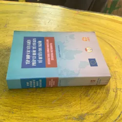 TẬP HỢP CÁC VĂN KIỆN PHÁP LÝ QUỐC TẾ CƠ BẢN VỀ QUYỀN CON NGƯỜI ( sách tham khảo ) 1031804