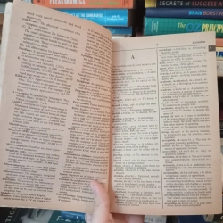 Webster's Dictionary And Roget's Thesaurus 448989