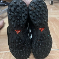 Giày đá bóng Adidas Size 40 chính hãng 457806