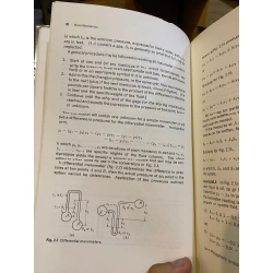 Fluid Mechanics, 5th edition - Victor L. Streeter 518889
