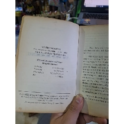 Vũ trụ nghiêng Nguyễn Anh Biên Tiểu thuyết 1996 mới 80% ố Văn học Việt Nam HCM1709 923382