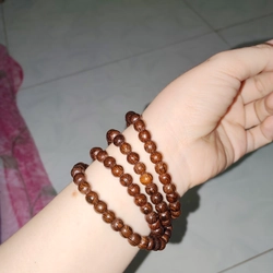 Vòng trầm hột ko tag 549169