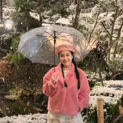 Áo lông màu Hồng lên hình xinh lắm. Đã qua sử dụng 1 lần mặc rất ấm 764638