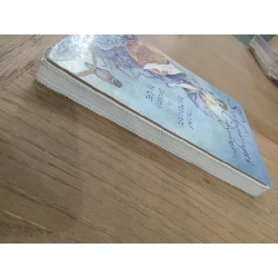 Shadowscapes companion - Stephanie Pui-Mun Law & Barbara Moore 573105