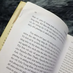 Lịch sử nội chiến ở Việt Nam từ 1771 đến 1802 (Tạ Chí Đại Trường) 700565