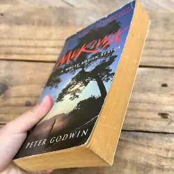 Mukiwa: A White Boy in Africa - Peter Godwin 734830