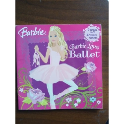 Barbie: Fashion Show Fun! - A Random House Pictureback Book 543812