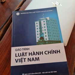 Thanh lý bộ sách luật 505861