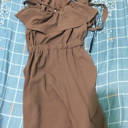 Quần áo giá hạt dẻ 455394