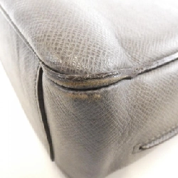 Túi đeo vai Louis Vuitton Taiga Roman MM M32623 - Hàng hiệu Chính hãng 768395