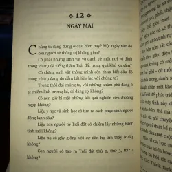 Dấu ấn các nền văn minh của những vị thần - Ký ức của tương lai - Erich Von Daniken 763083