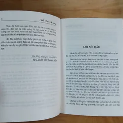 Biên Niên Sử Việt Nam & Tóm Tắt Niên Biểu Lịch Sử Việt Nam (2 Cuốn) 695489