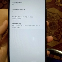 Điện thoại Vsmart Star 5 màu đen dùng tốt mặc dù vỏ xước 495454
