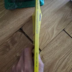 Bàn có năm chỗ ngồi
 757610