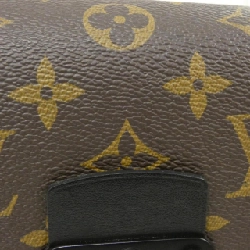 Túi đeo vai Louis Vuitton Monogram Macassar S-Lock Vertical Wearable Wallet M81522 608721