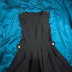 Đầm đen eo xếp li tôn dáng 140901