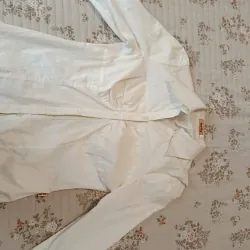 Sơ mi trắng size M 1022393