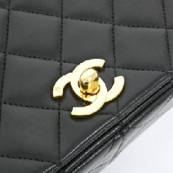 【Vintage】Túi xách chéo Chanel 2500 611241