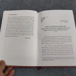 BÁC HỒ VỚI VĂN NGHỆ SĨ 991041