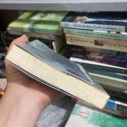 Cô gái văn chương và thiên thần sa ngã - Tập 4 961675