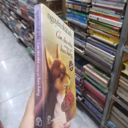 Sách: Con chó nhỏ mang giỏ hoa hồng (B1) 717540