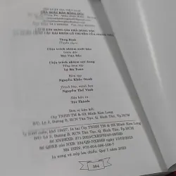 [MIỄN PHÍ BỌC SÁCH] Cách Xây Dựng Gia Phả Dòng Tộc Và Tuyển Chọn Các Bài Khấn Cổ Truyền C 727378