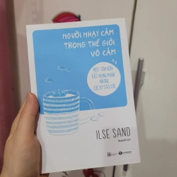 Sách Người NHẠY CẢM Trong Thế Giới VÔ CẢM