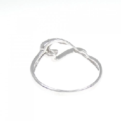 Nhẫn kim cương hình trái tim K18WG 0.01CT 672584