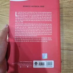 Bọn rợ rình trước cổng (bìa cứng) 400098