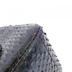 Túi xách chéo Chanel 69900 610138