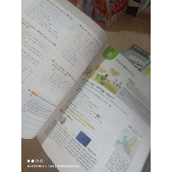 Giáo trình tiếng hàn 1 Cô gái nền xanh Sách học tiếng Hàn HCM2702 930159