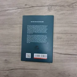 Sách "Ta vẫn luôn sống trong lâu đài" 566982
