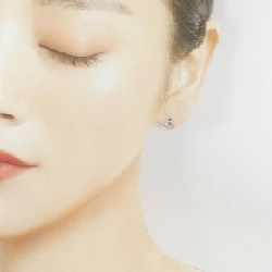 K18WG Bông tai kim cương hình trái tim 0.12CT - Hàng hiệu Chính hãng 872586