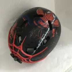 nón bảo hiểm có hình con nhiện 933490