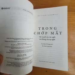 Trong chớp mắt 926739
