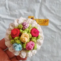 Móc khóa thủ công làm từ len sợi.  789699