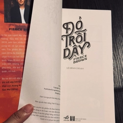 Đỏ trỗi dậy 472763
