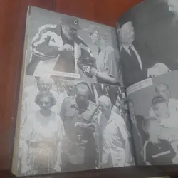 FIDEL - Cuộc đối đầu 10 đời tổng thống Mỹ và những âm mưu ám sát của CIA 689176