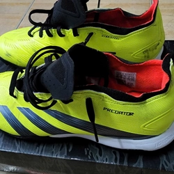 THANH LÝ GIÀY ĐÁ BANH ADIDAS CHÍNH HÃNG