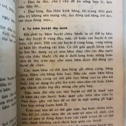 BẤM HUYỆT CHỮA BỆNH (TẬP 1) - B.S CHU QUỐC TRƯỜNG, PHAN NHƯ LONG, ĐINH NHƯ BÌNH 1003594