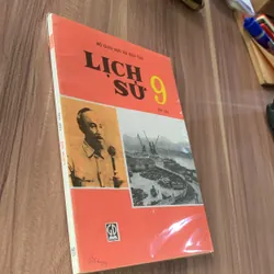 Sách lịch sử 9 tập hai, in năm 2000 674615