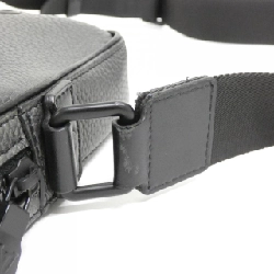 Túi đeo chéo Louis Vuitton Alpha M52767 613644