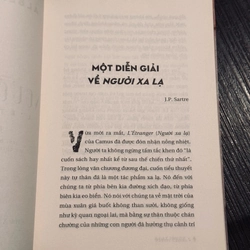 Người xa lạ (bìa cứng) 473516