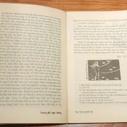 Hoàng Phủ Ngọc Tường: HOA TRÁI QUANH TÔI 706315