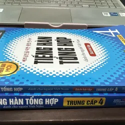 Tiếng Hàn Tổng hợp 4 + Sách Bài tập 718649