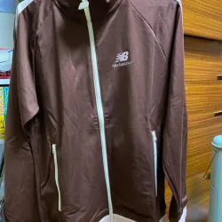 Áo khoác thể thao New Balance jacket màu nâu đỏ 719706