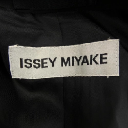 Áo khoác ISSEY MIYAKE 627871