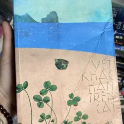 Vết Khắc Hằn Trên Cát - Michel Bussi, Mới 70% (bìa có vết gấp, vết nước nhẹ) (KimT)